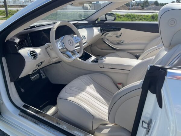 Mercedes S560 Convertible - Image 4