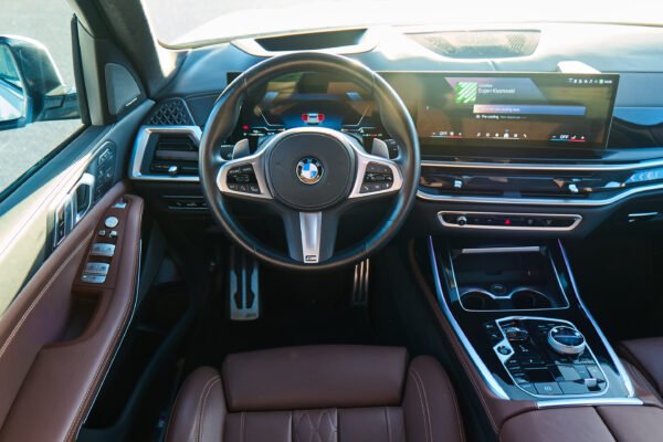 BMW X7 40d - Image 10