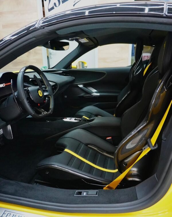Ferrari SF90 Spider - Image 8