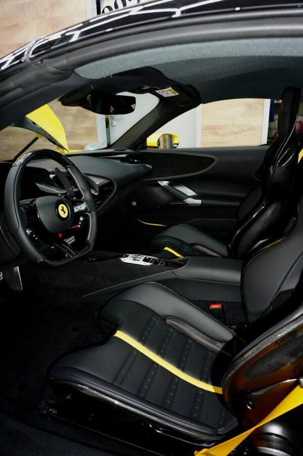 Ferrari SF90 Spider - Image 10