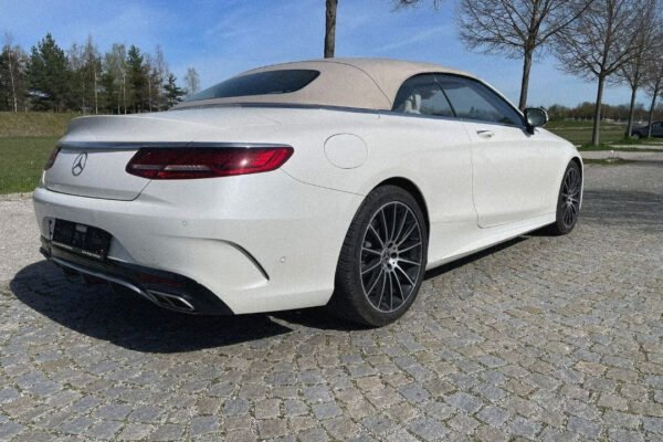 Mercedes S560 Convertible - Image 2