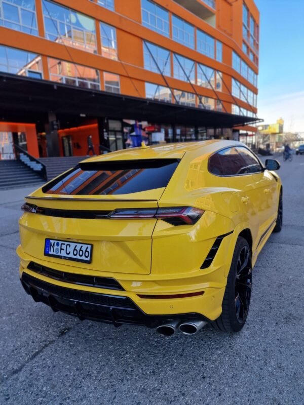 Lamborghini Urus S - Image 3