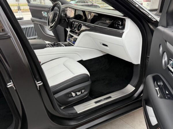 Rolls Royce Ghost Black Badge - Image 4