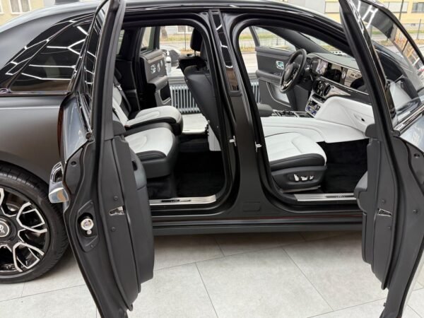 Rolls Royce Ghost Black Badge - Image 6