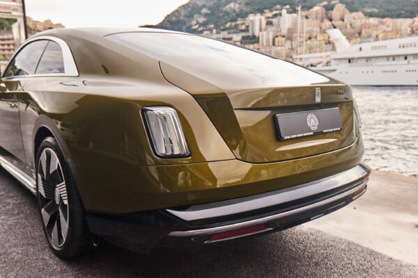 Rolls Royce Spectre - Image 5