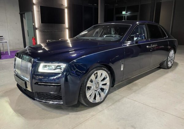 Rolls Royce Ghost Long - Image 2