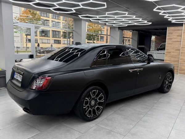 Rolls Royce Ghost Black Badge - Image 9