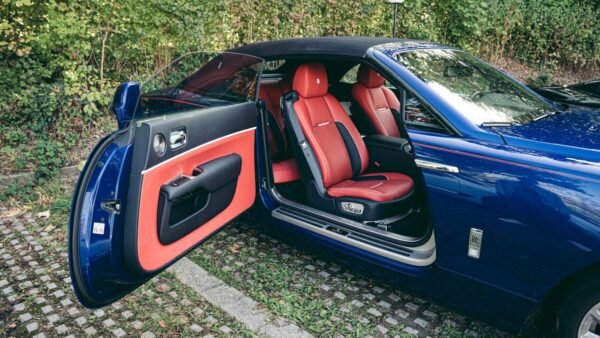 Rolls Royce Dawn - Image 4