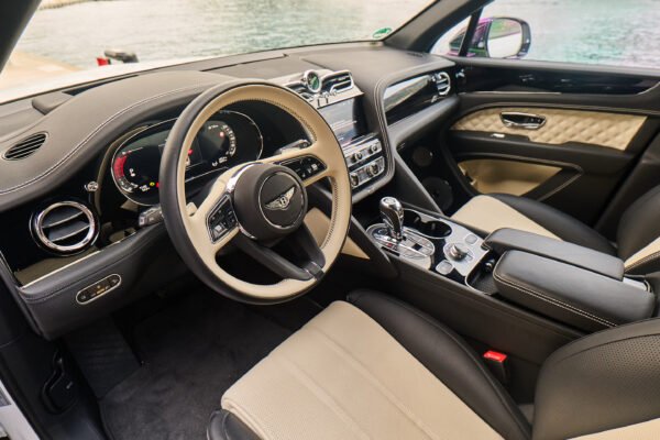 Bentley Bentayga - Image 5
