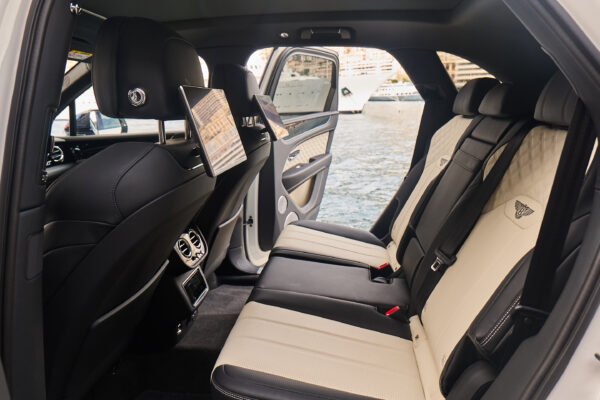 Bentley Bentayga - Image 7