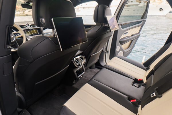 Bentley Bentayga - Image 8