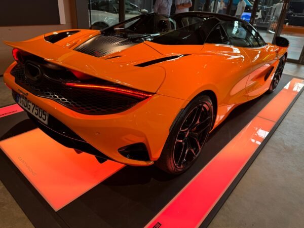 McLaren 750s Spider - Image 7