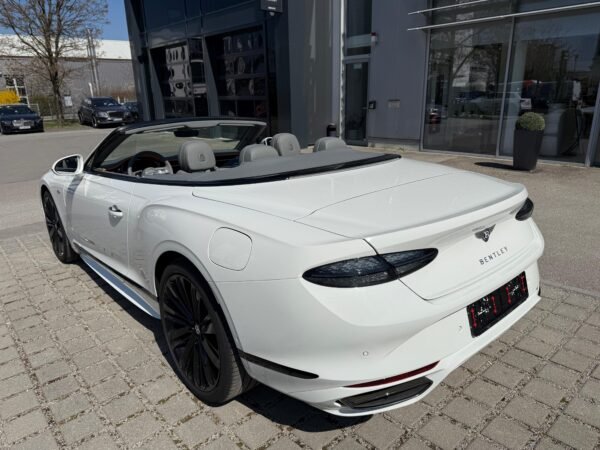 Bentley Continental GTC Speed - Image 11