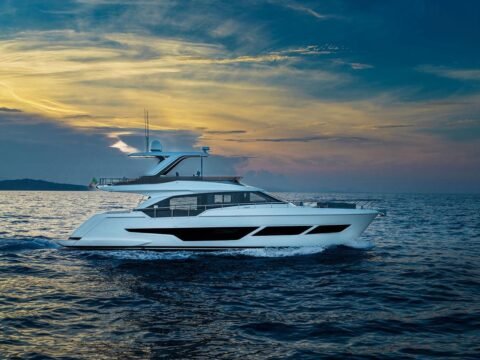 Ferretti 670